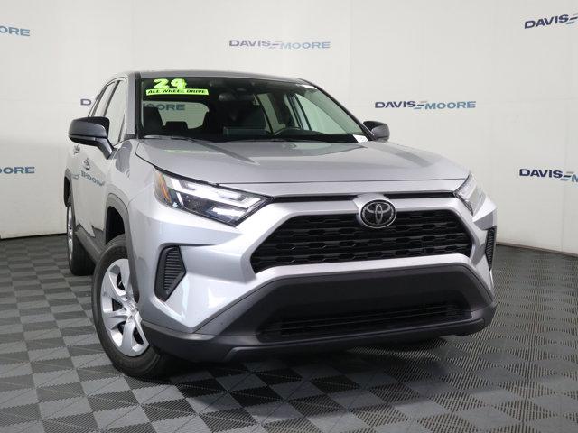 2024 Toyota RAV4 LE