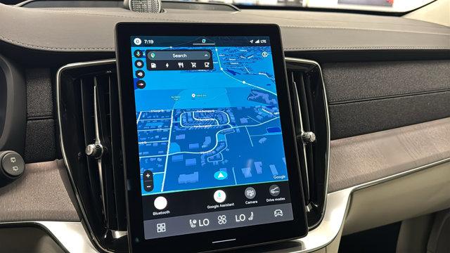 2026 Volvo XC90 Plug-In Hybrid Ultra Dark Theme, T8 AWD, Electric/Gasoline, 7 Seats
