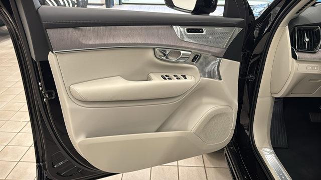 2026 Volvo XC90 Plug-In Hybrid Ultra Dark Theme, T8 AWD, Electric/Gasoline, 7 Seats