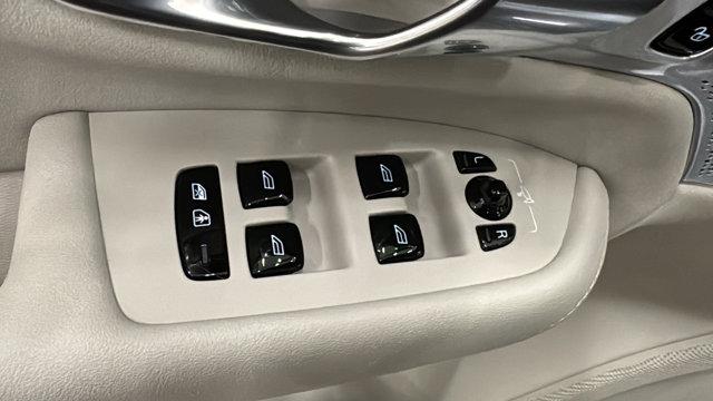 2026 Volvo XC90 Plug-In Hybrid Ultra Dark Theme, T8 AWD, Electric/Gasoline, 7 Seats