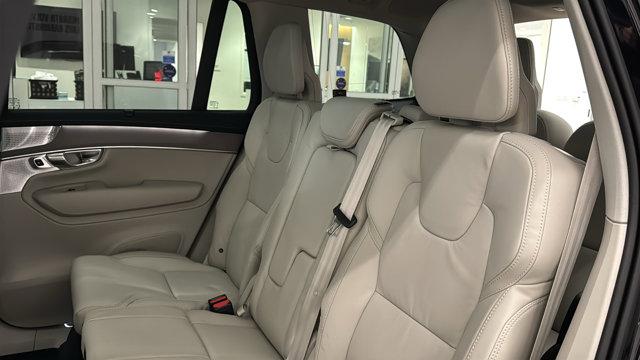 2026 Volvo XC90 Plug-In Hybrid Ultra Dark Theme, T8 AWD, Electric/Gasoline, 7 Seats