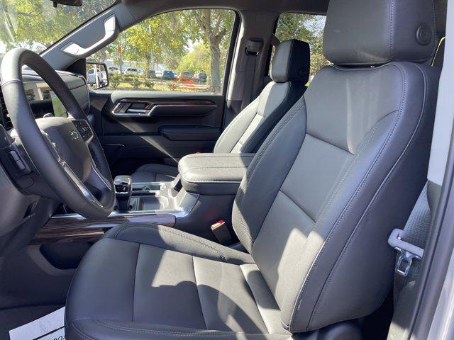 2026 Chevrolet Silverado 1500 4WD Crew Cab Short Bed RST