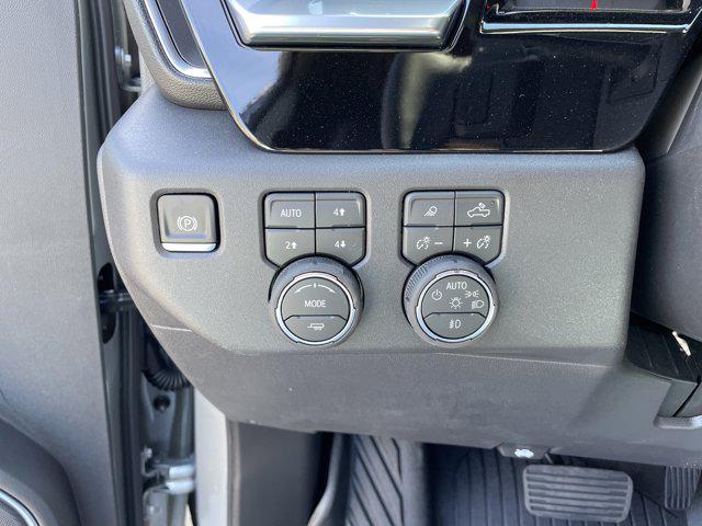2026 Chevrolet Silverado 1500 4WD Crew Cab Short Bed RST