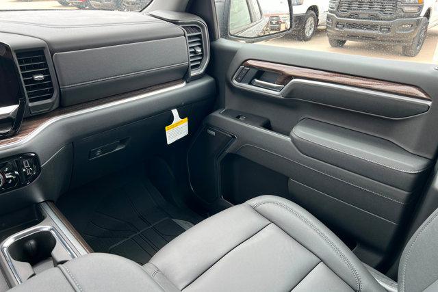 2026 Chevrolet Silverado 1500 4WD Crew Cab Short Bed RST