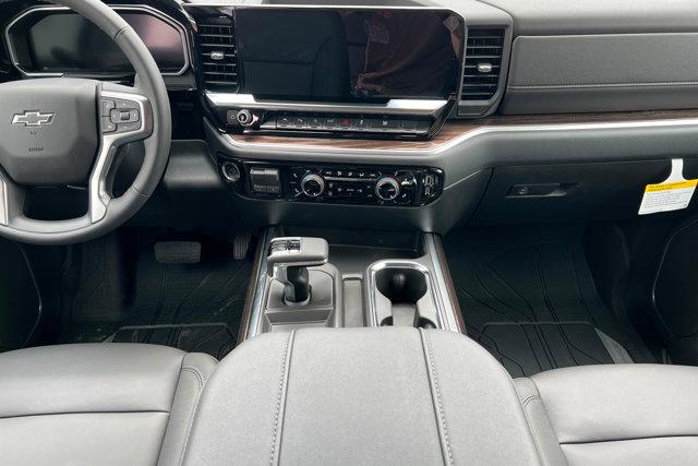 2026 Chevrolet Silverado 1500 4WD Crew Cab Short Bed RST