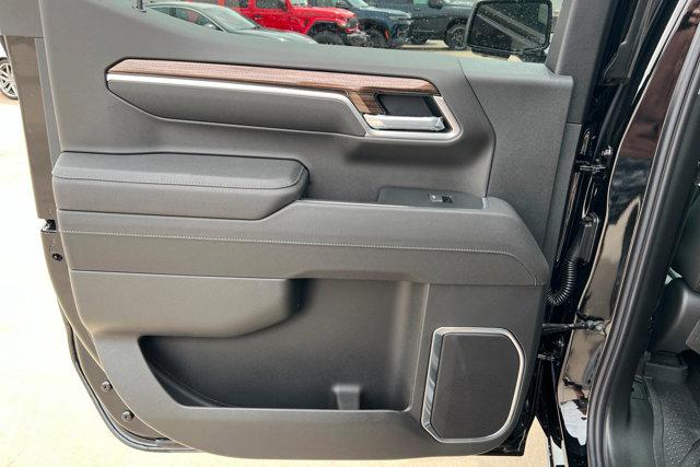 2026 Chevrolet Silverado 1500 4WD Crew Cab Short Bed RST