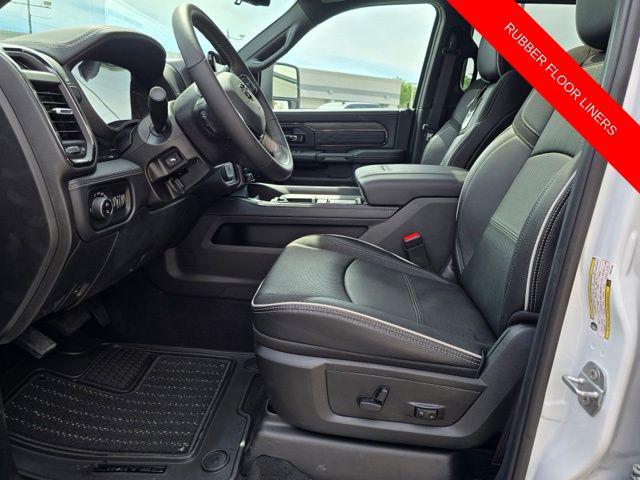 2026 RAM 3500 RAM 3500 LIMITED CREW CAB 4X4 8 BOX 2026 RAM 3500 RAM 3500 LIMITED CREW CAB 4X4 8 BOX