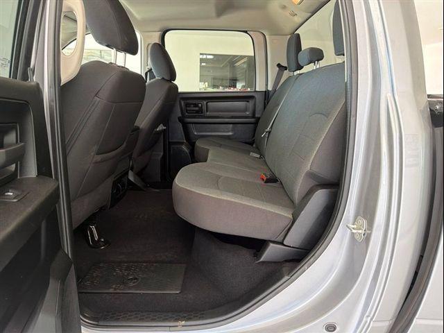 2024 Ram 1500 Classic Warlock Crew Cab 4x4 5'7" Box