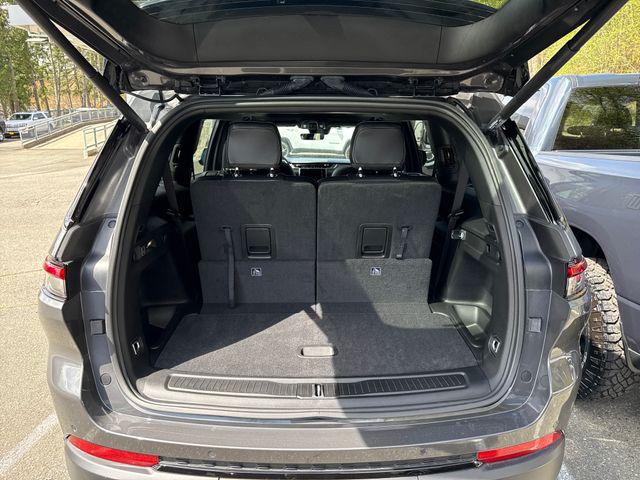 2025 Jeep Grand Cherokee L Altitude X 4x4