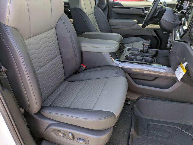 2026 Chevrolet Silverado 1500 4WD Crew Cab Short Bed ZR2