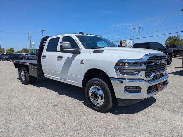2026 RAM Ram 3500 Chassis Cab RAM 3500 TRADESMAN CREW CAB CHASSIS 4X4 60 CA