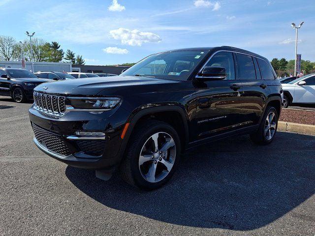 2022 Jeep Grand Cherokee 4xe Limited 4x4 2022 Jeep Grand Cherokee 4xe Limited 4x4