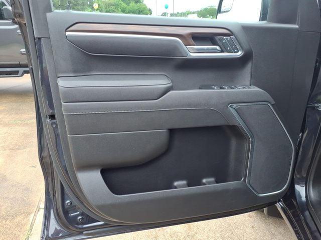 2025 GMC Sierra 1500 4WD Crew Cab Short Box SLT