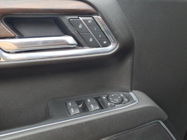 2025 GMC Sierra 1500 4WD Crew Cab Short Box SLT
