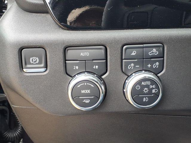 2025 GMC Sierra 1500 4WD Crew Cab Short Box SLT