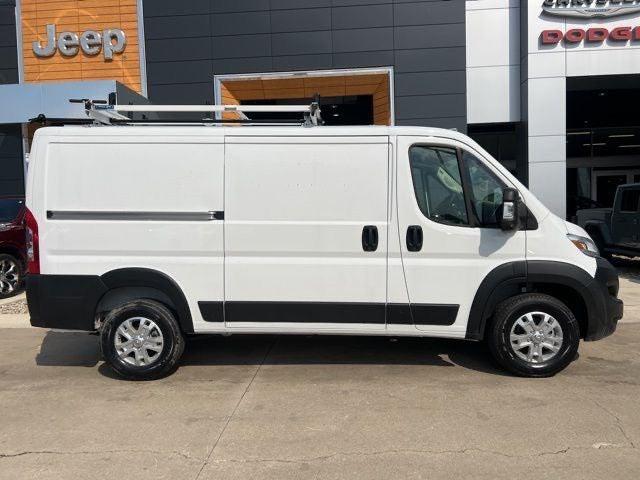 2025 Ram ProMaster 2500 Cargo Van SLT Low Roof 136" WB