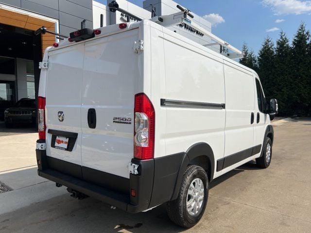 2025 Ram ProMaster 2500 Cargo Van SLT Low Roof 136" WB