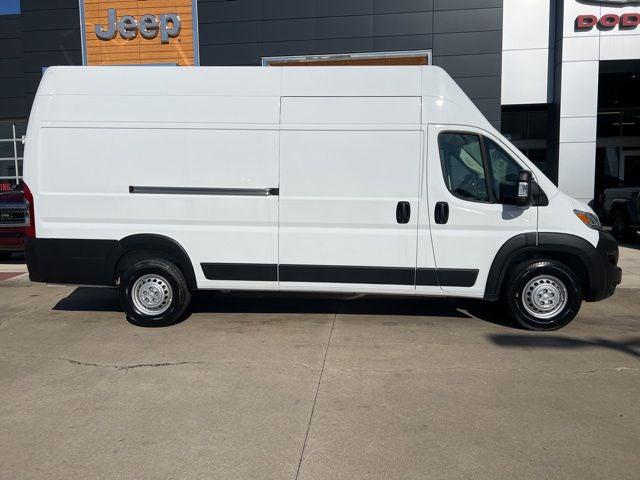 2025 Ram ProMaster Cargo Van Tradesman Super High Roof 159" WB EXT w/Pass Seat