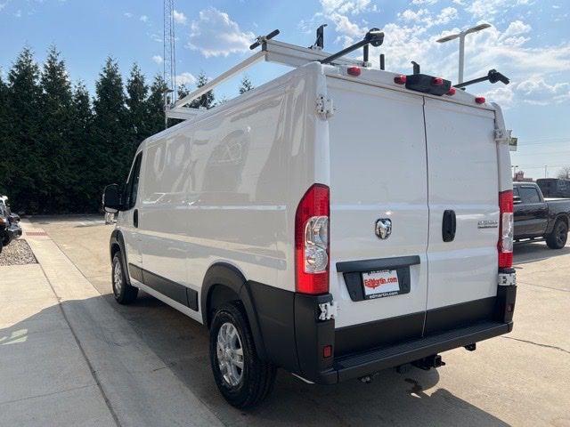 2025 Ram ProMaster 2500 Cargo Van SLT Low Roof 136" WB