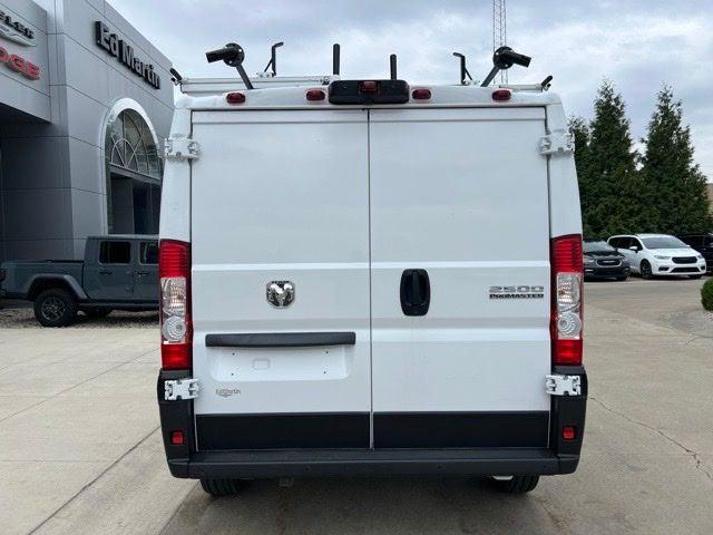 2025 Ram ProMaster 2500 Cargo Van Tradesman Low Roof 136" WB w/Pass Seat