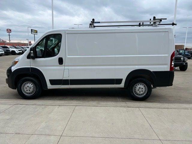 2025 Ram ProMaster 2500 Cargo Van Tradesman Low Roof 136" WB w/Pass Seat