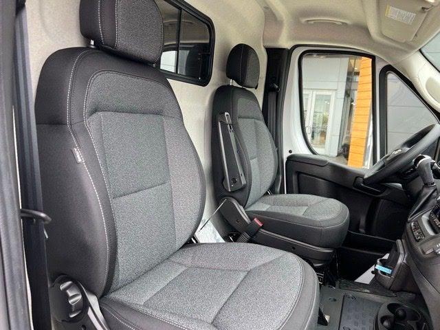 2025 Ram ProMaster 2500 Cargo Van Tradesman Low Roof 136" WB w/Pass Seat