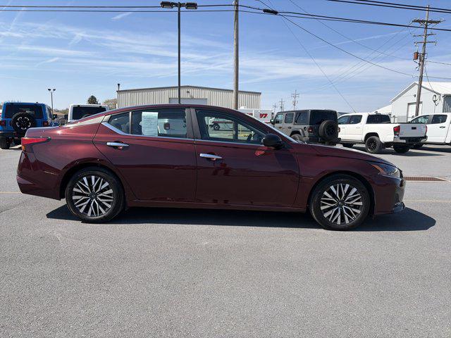 2025 Nissan Altima SV FWD