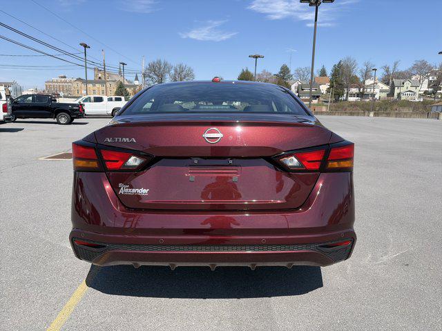 2025 Nissan Altima SV FWD