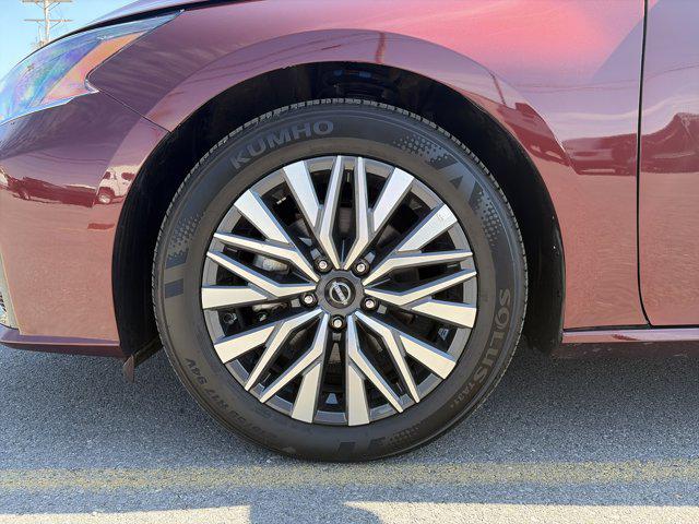 2025 Nissan Altima SV FWD