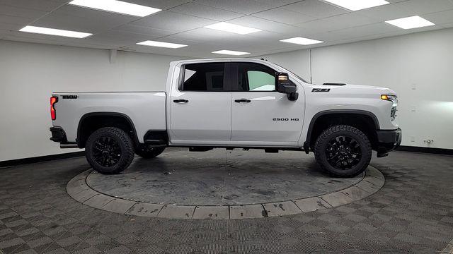 2026 Chevrolet Silverado 2500HD Crew Cab, Standard Bed, LT, 4WD