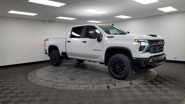 2026 Chevrolet Silverado 2500HD Crew Cab, Standard Bed, LT, 4WD