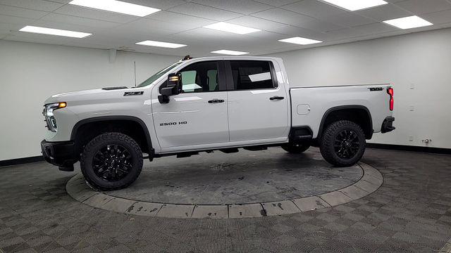 2026 Chevrolet Silverado 2500HD Crew Cab, Standard Bed, LT, 4WD