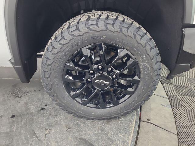 2026 Chevrolet Silverado 2500HD Crew Cab, Standard Bed, LT, 4WD