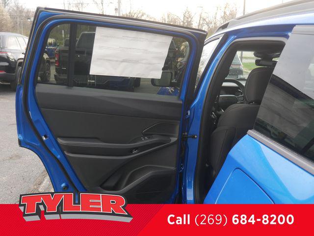 2026 Jeep Cherokee Laredo 4x4