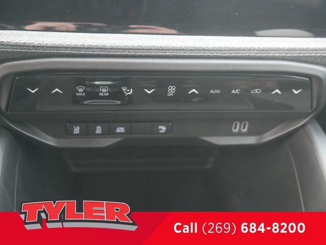 2026 Jeep Cherokee Laredo 4x4