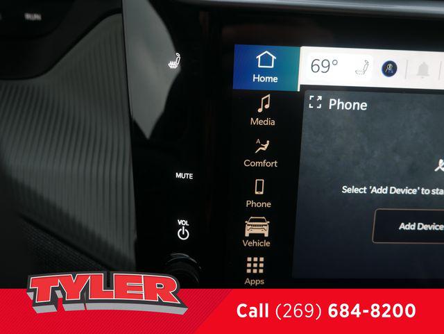 2026 Jeep Cherokee Laredo 4x4