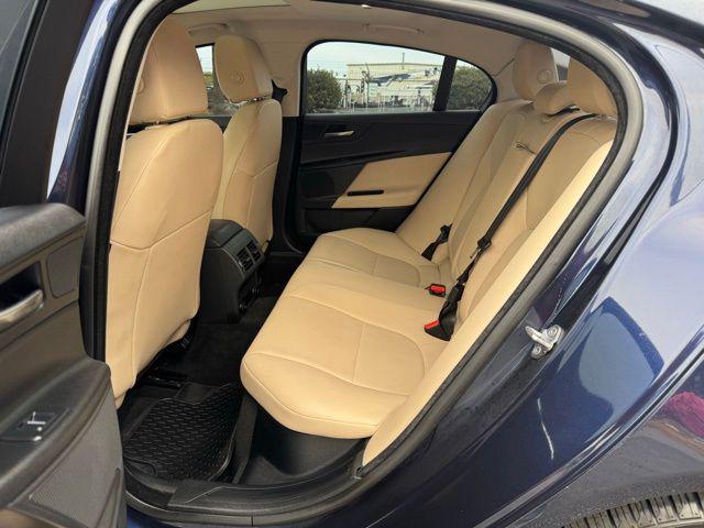 2018 Jaguar XE 25t Premium