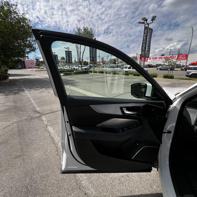 2023 Acura MDX Standard
