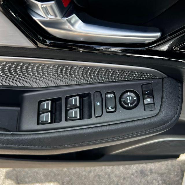 2023 Acura MDX Standard