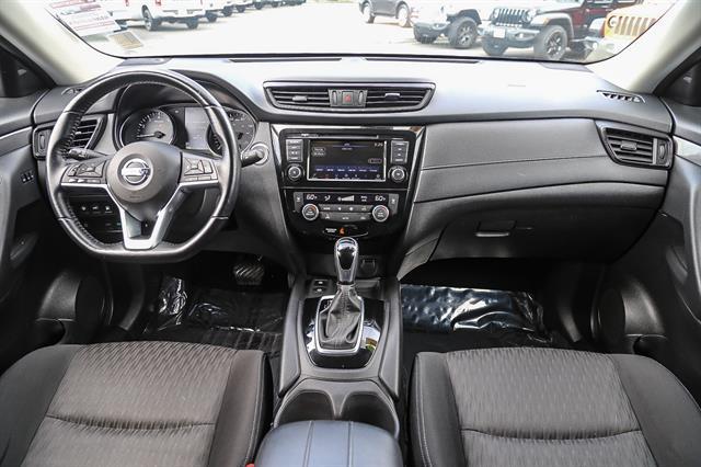 2020 Nissan Rogue SV FWD