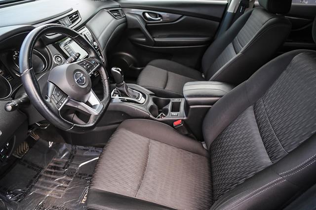 2020 Nissan Rogue SV FWD