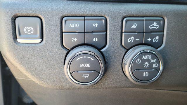 2024 Chevrolet Silverado 1500 4WD Crew Cab Short Bed LTZ