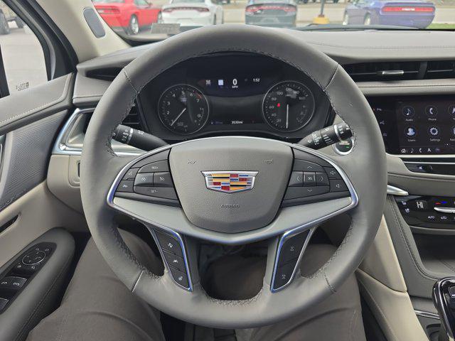 2025 Cadillac XT5 AWD Premium Luxury