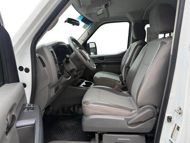 2020 Nissan 3500 S