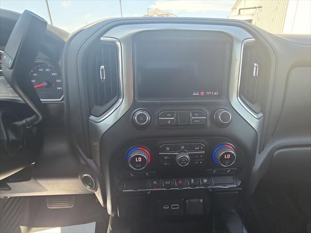 2021 Chevrolet Silverado 1500 4WD Crew Cab Short Bed RST