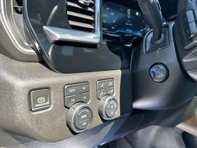 2023 Chevrolet Silverado 1500 4WD Crew Cab Short Bed High Country