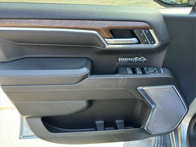 2023 Chevrolet Silverado 1500 4WD Crew Cab Short Bed High Country