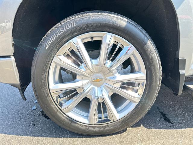 2023 Chevrolet Silverado 1500 4WD Crew Cab Short Bed High Country