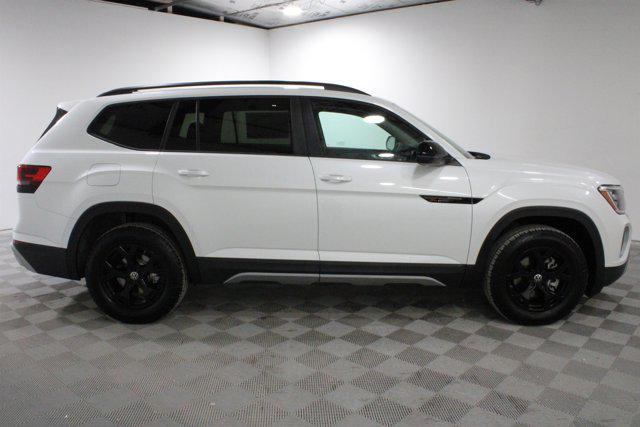 2026 Volkswagen Atlas Peak Edition