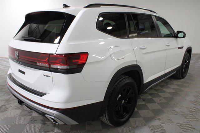 2026 Volkswagen Atlas Peak Edition